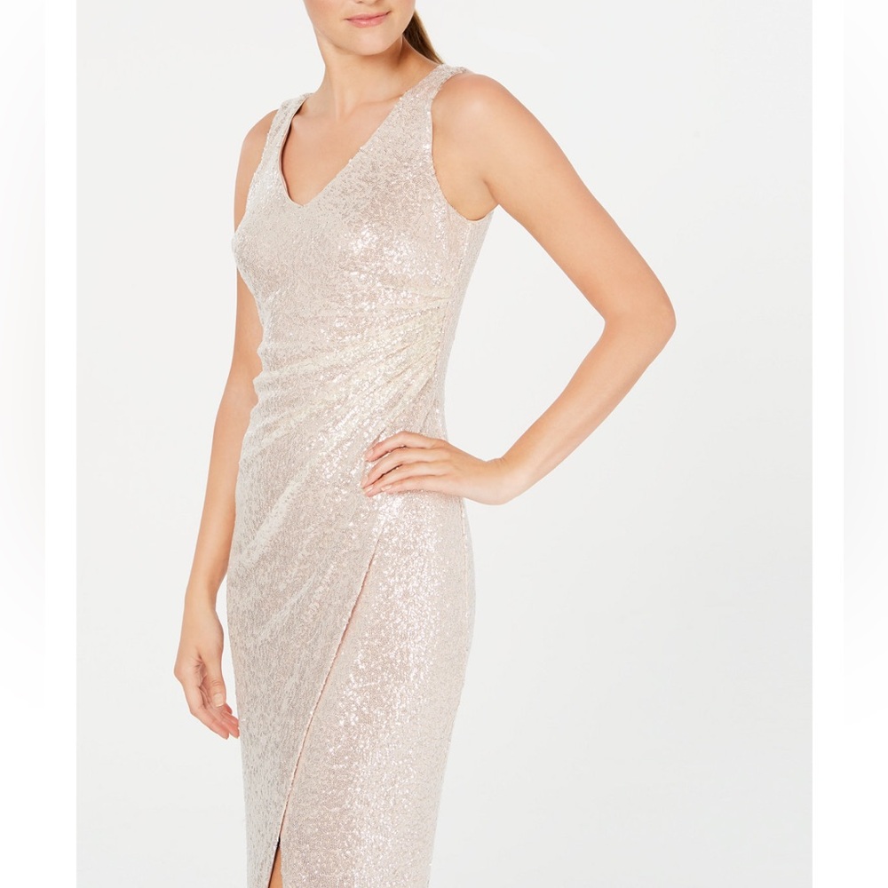 Elegant ruched Sequin Gown - Picture 4 of 7
